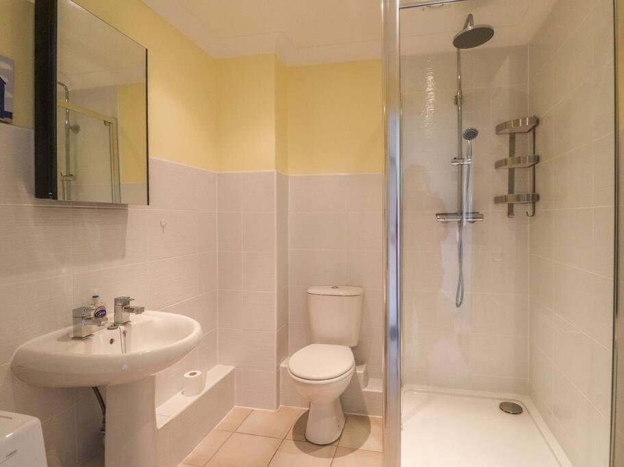 Stunning Seaviews - Beach House - Jacuzzi Bath Tub Littlestone-on-Sea Exterior foto