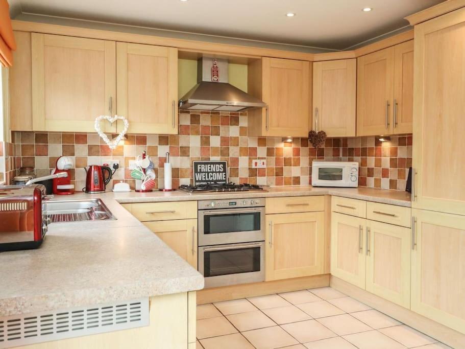 Stunning Seaviews - Beach House - Jacuzzi Bath Tub Littlestone-on-Sea Exterior foto